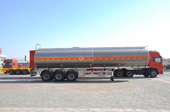 3 assen brandstoftanker Halve aanhangwagen 40000 42000 45000 50000 60000 liter olietank