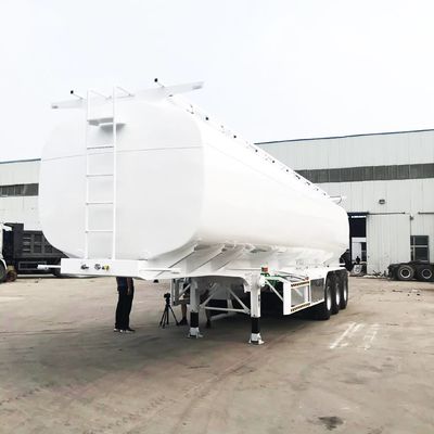 Tri-Axle 45000 liter Diesel Oil Fuel Tanker Semi-trailer met flatbed design